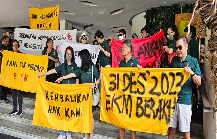 Ratusan pemilik unit datang ke Eden Hotel Jalan Kartika Plaza No.42, Kuta, Kuta, Badung, Jumat (17/1) kemarin.