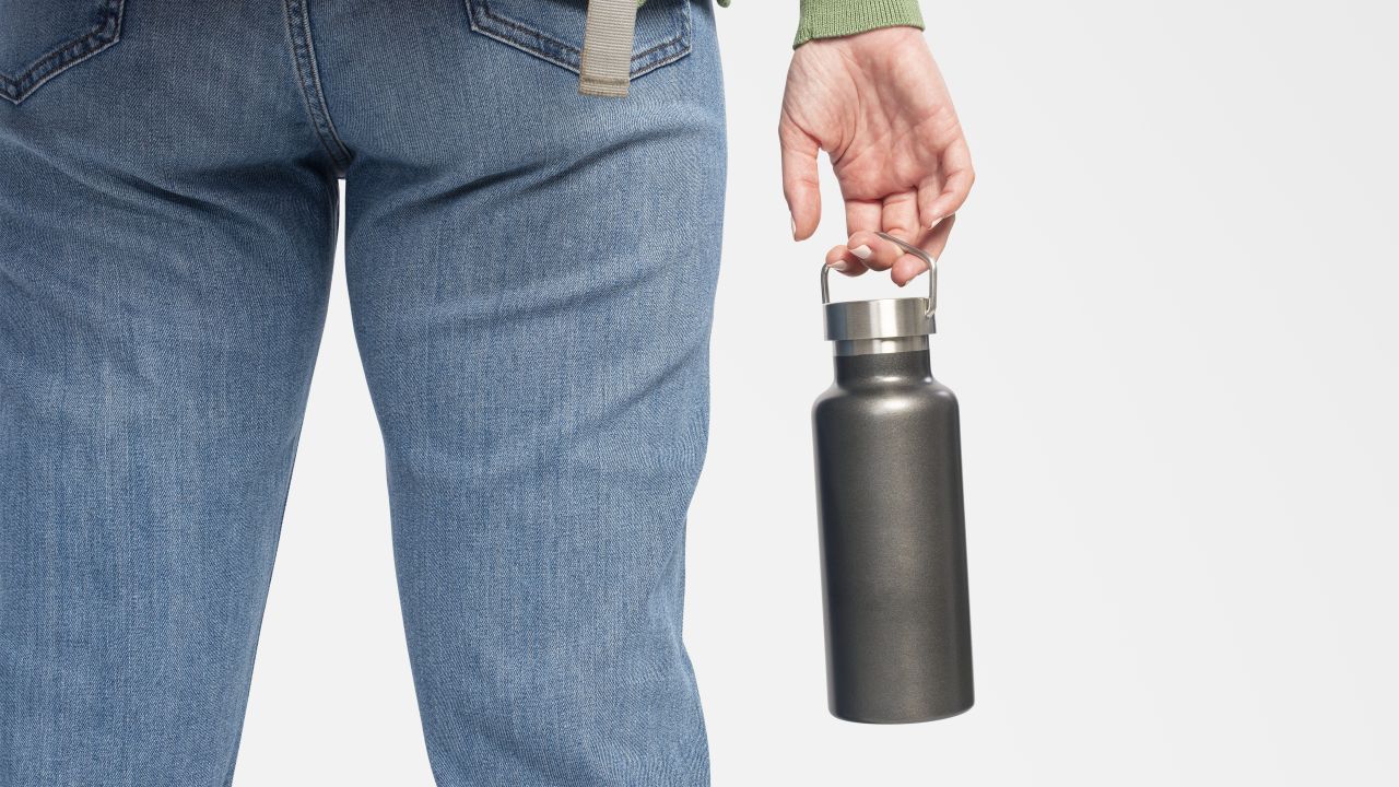 ilustrasi penggunaan tumbler