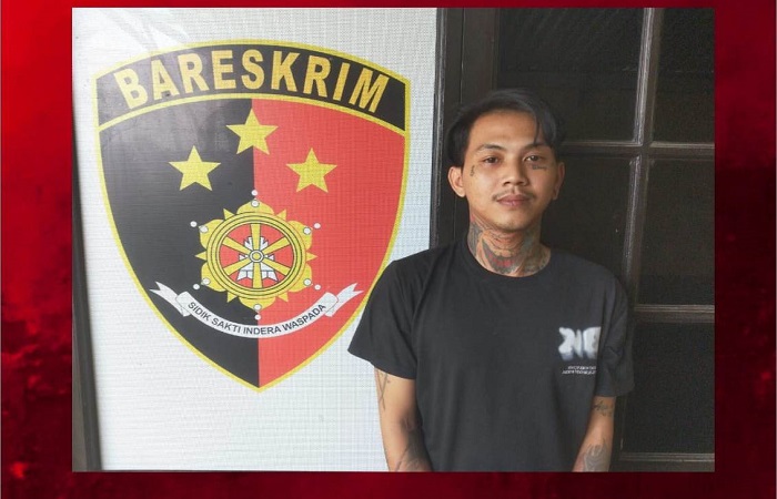 Tersangka Anggi Anggara, 22, saat diamankan karena melakukan penganiayaan.