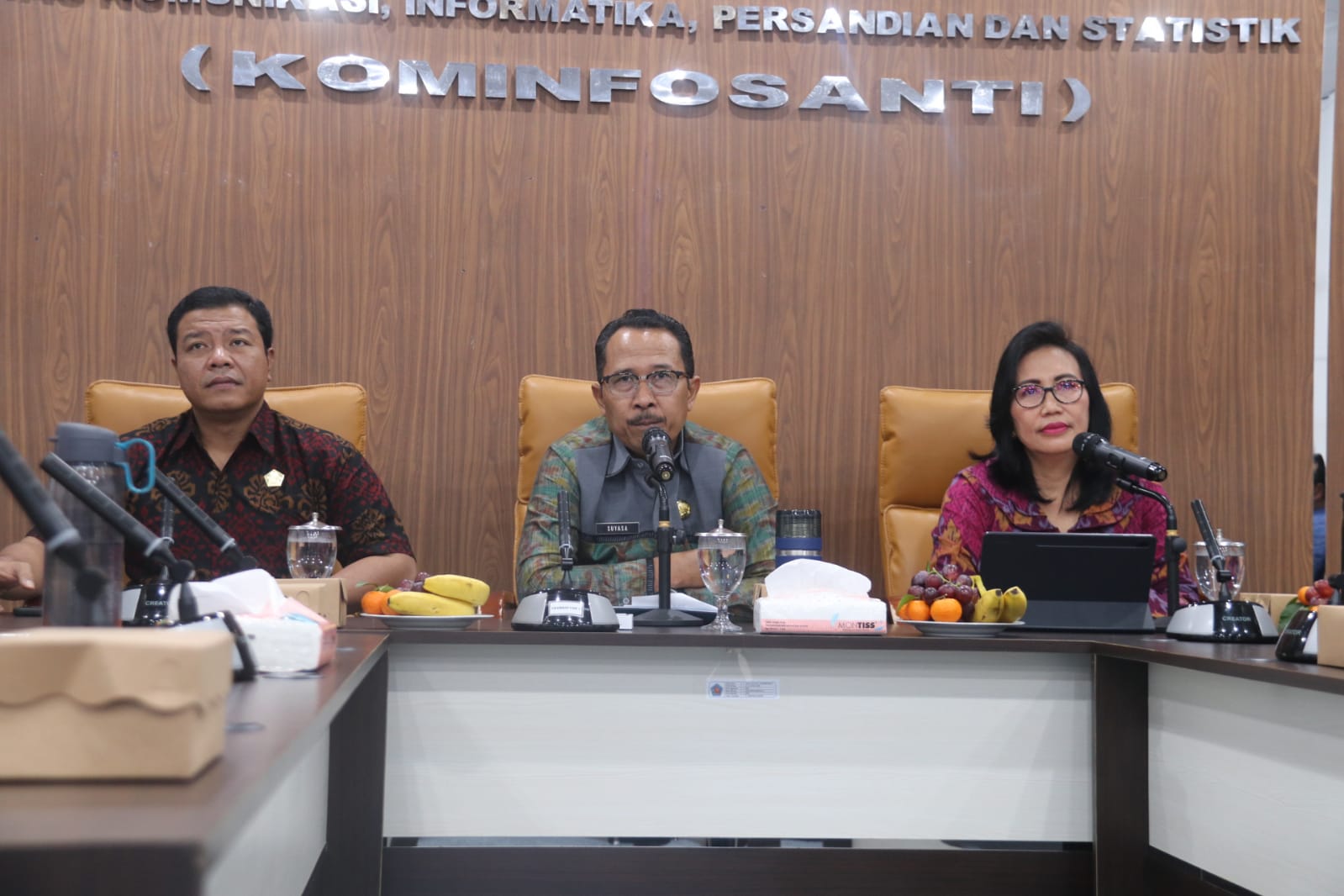 BAHAS KEBIJAKAN: Suasana pertemuan pembahasan RKPD 2026 di Buleleng Command Centre.
