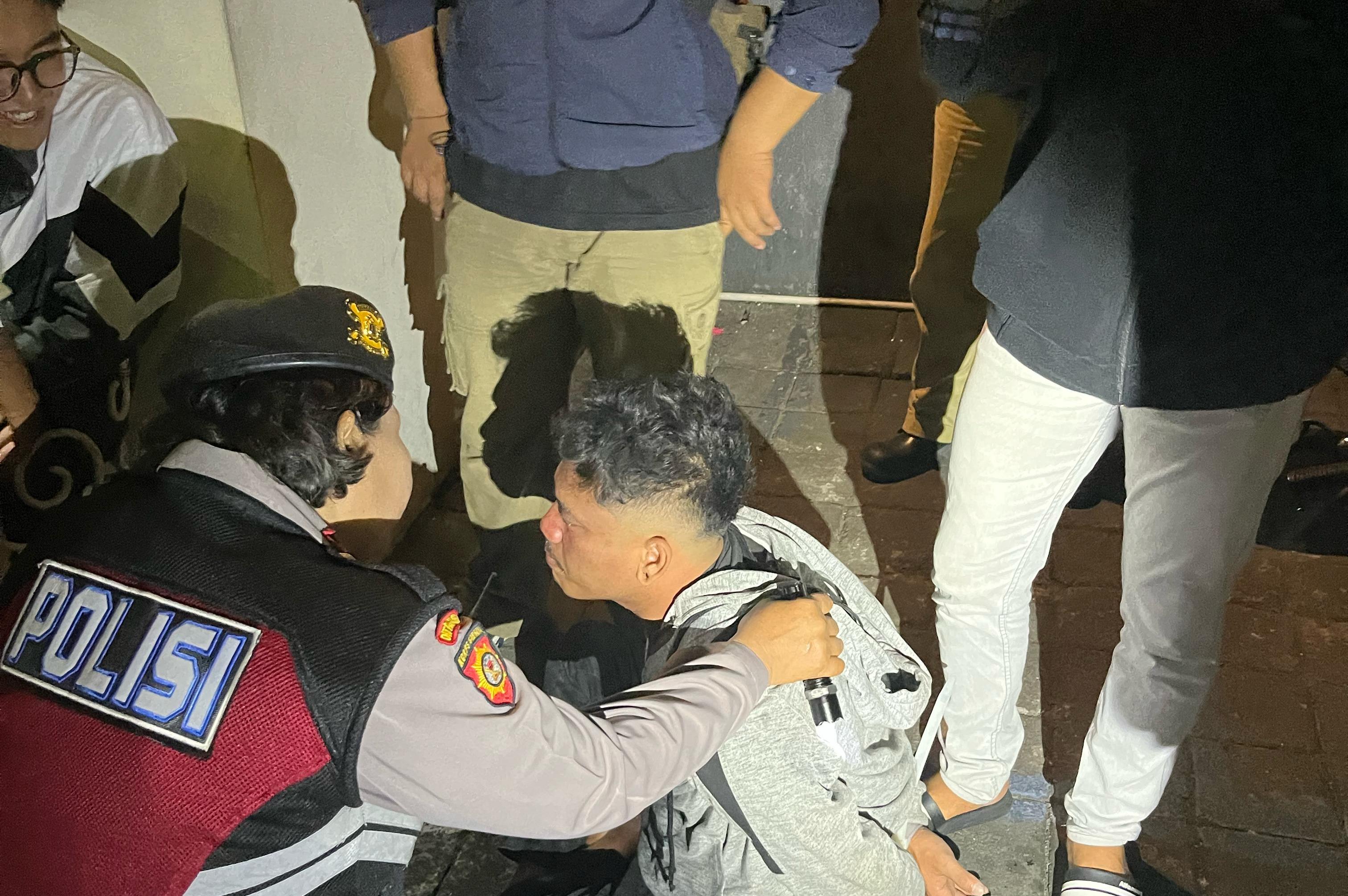 Pemuda inisial P diamankan polisi saat berupaya kabur. Dia diduga sebagai pelaku curanmor di Bali.