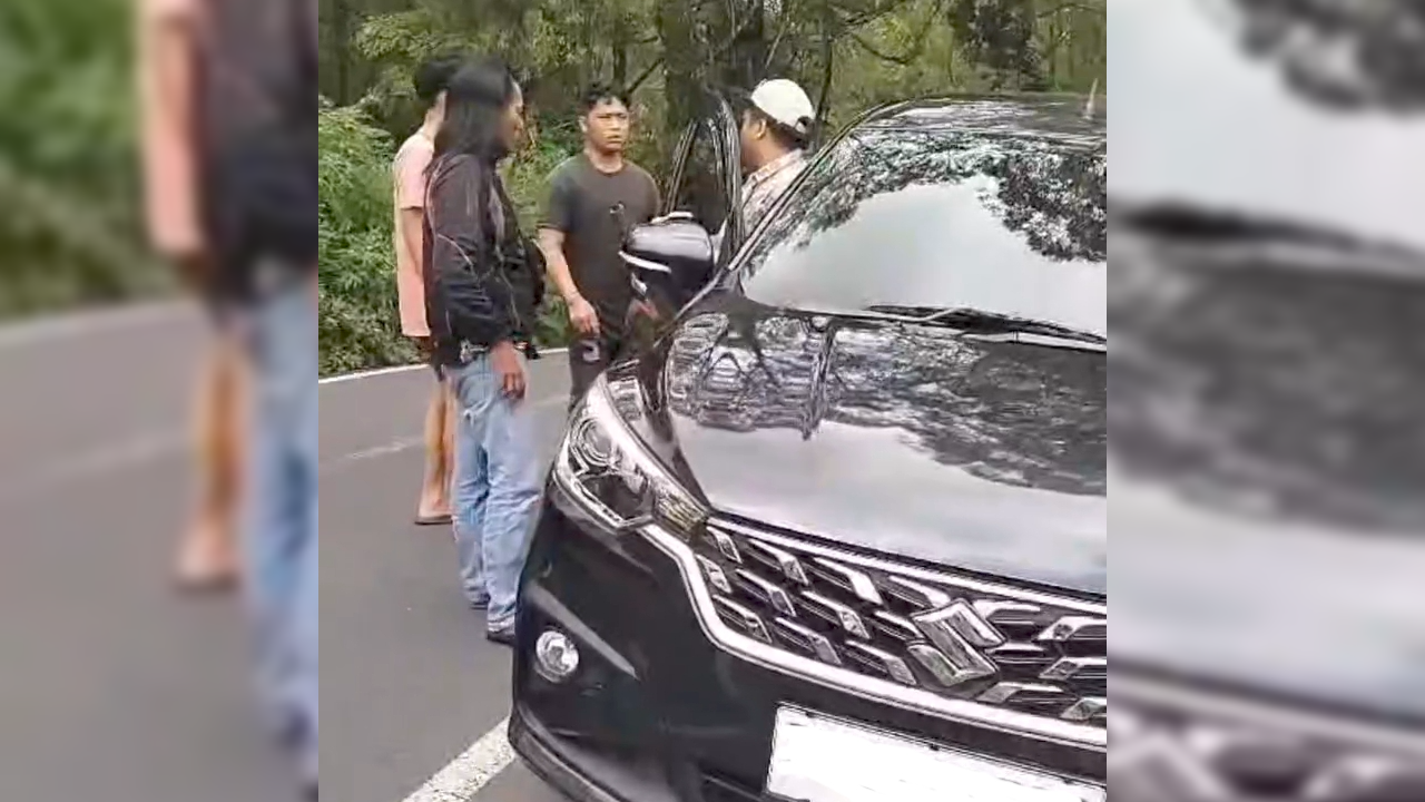 ADU MULUT: Cuplikan video terkait peristiwa cekcok antara driver pariwisata di Bali. Peristiwa itu diduga terjadi di Kintamani.