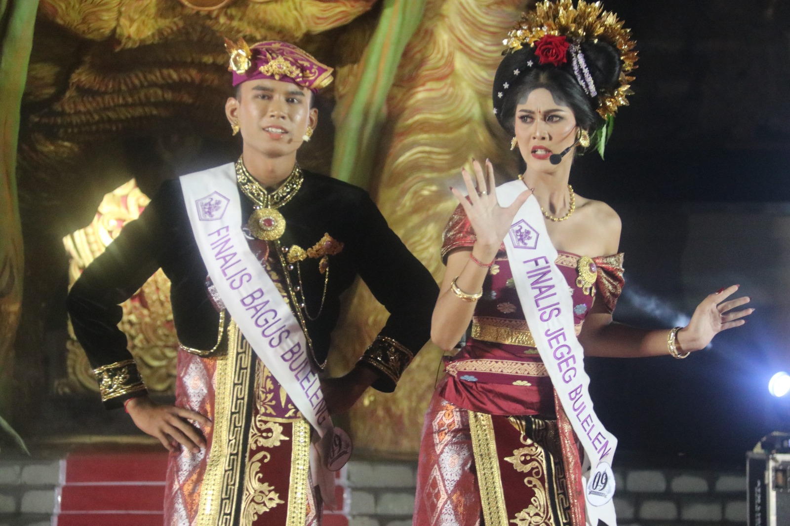FINALIS: Ketut Andika Pratama Dwi Payana (kiri) dan Putu Cista Pramitha Dewi (kanan) terpilih sebagai Bagus Buleleng dan Jegeg Buleleng 2025.