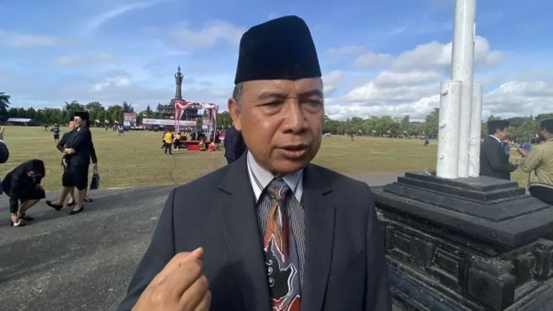 BAHAS INSENTIF: Kepala Dinas Kebudayaan Bali, Prof. I Gede Arya Sugiartha.