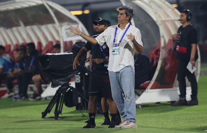 Mantan Pelatih kepala Bali United, Stefano Teco Cugurra resmi melatih Barito Putera.