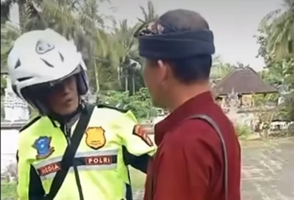 Sebuah insiden mengejutkan terjadi saat Hari Suci Nyepi di Desa Adat Sumbersari, Kecamatan Melaya, Kabupaten Jembrana, Bali.