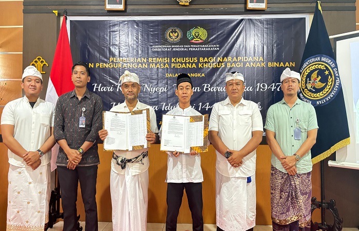 Ratusan warga Binaan Pemasyarakatan (WBP) Lapas Singaraja menerima remisi pada hari raya Nyepi dan Idul Fitri.