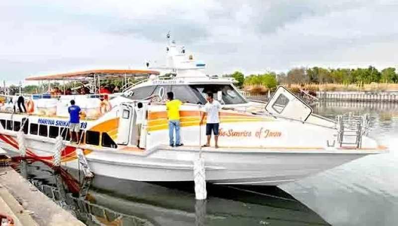 Ilustrasi kapal cepat-Kapal Cepat Marina Srikandi.