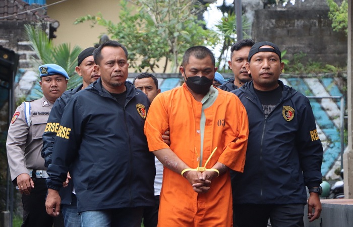 Pelaku jambret ditangkap oleh Resmob Polres Bangli di rumahnya di bilangan Desa Sebatu, Tegallalang.