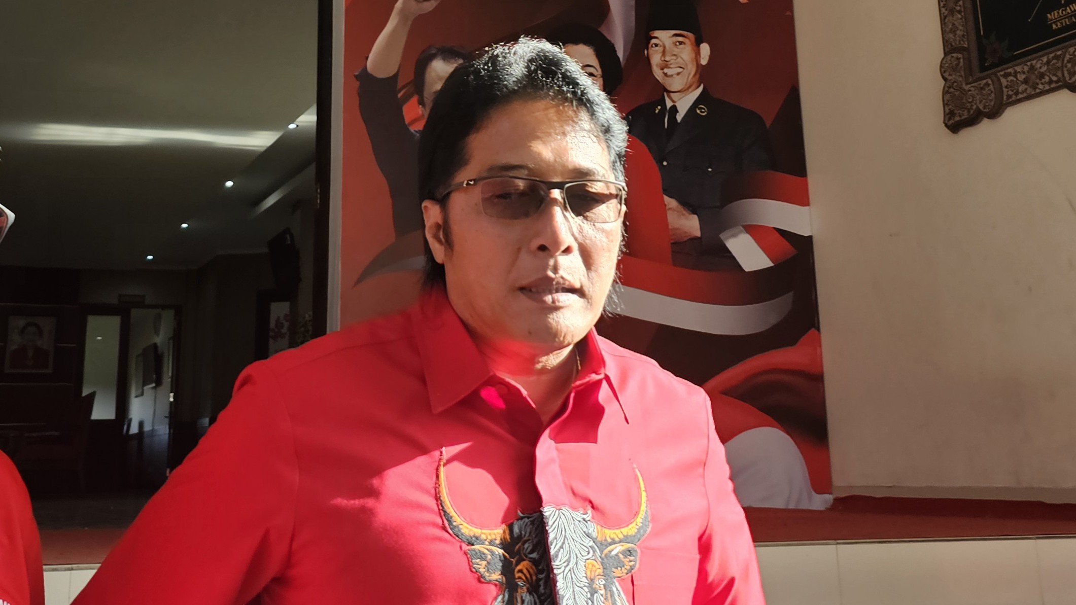 GANTIKAN KOSTER: Ketua DPC PDI Perjuangan Badung, Nyoman Giri Prasta.