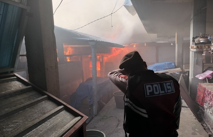 Kondisi Pasar Bajera, di Desa Bajera, Selemadeg Tabanan yang terbakar.