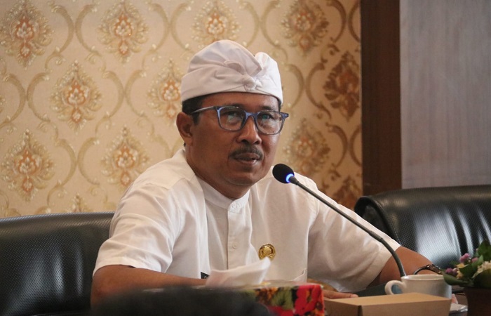 Sekda Buleleng, Gede Suyasa meminta agar sekolah harus memetakan siswa yang berpotensi DO. Begitu juga dengan perbekel, yang harus perhatian dengan warganya yang bermasalah dalam pendidikan.