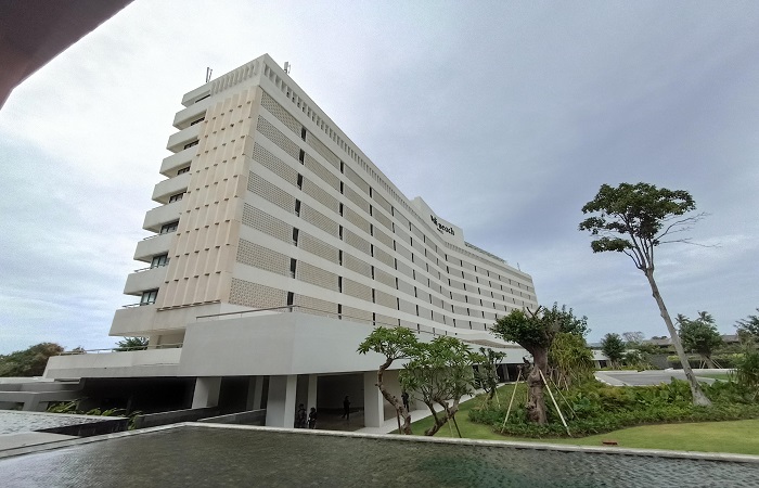 Pulau Bali sempat dilanda kejadian mati listrik pada Jumat lalu (2/5) dan Senin kemarin (5/5). Kondisi ini pun membawa beragam dampak, khususnya bagi pengusaha hotel di Bali.