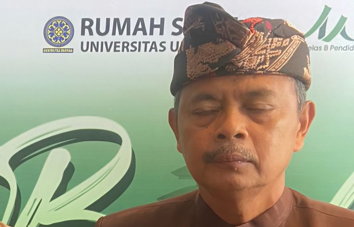 Dirut RS Prof Ngoerah saat ditemui Kamis (8/5) lalu. Ia mengakui ada kasus perundungan di rumah sakit terkait program pendidikan dokter spesialis.