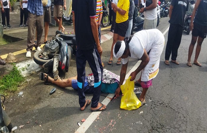 Kecelakaan maut terjadi di Jalan Denpasar- Gilimanuk, tempatnya depan Kantor Desa Tukadaya, Kecamatan Melaya, Rabu (14/5).