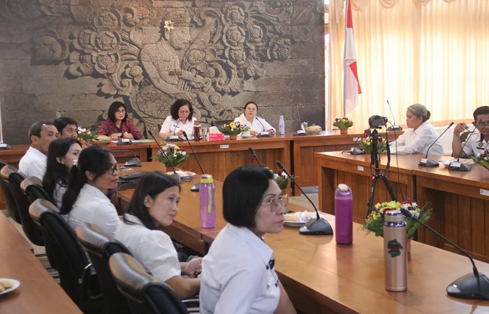 Perubahan posyandu menjadi pusat pelayanan dasar masyarakat tengah dirapatkan dan disiapkan.