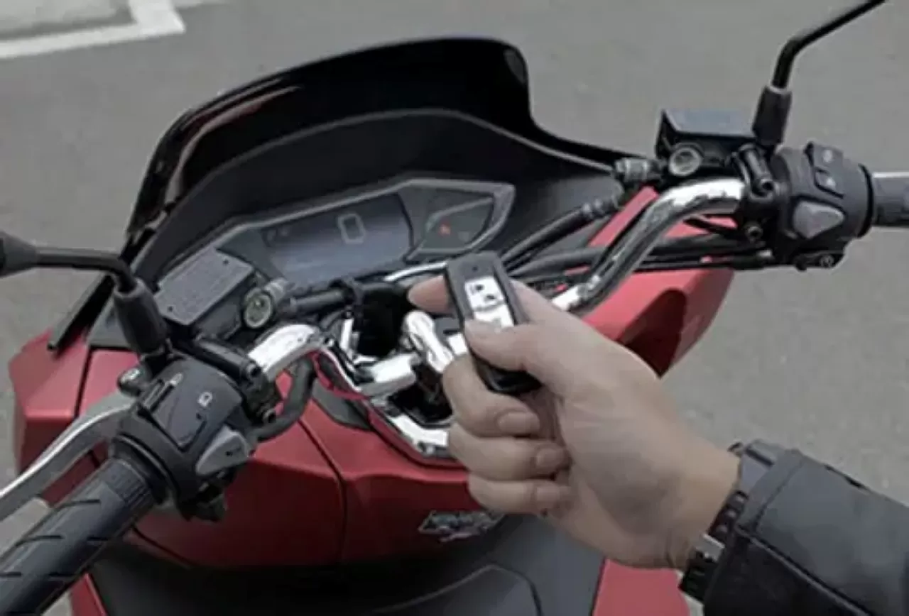 Ilustrasi sepeda motor keyless