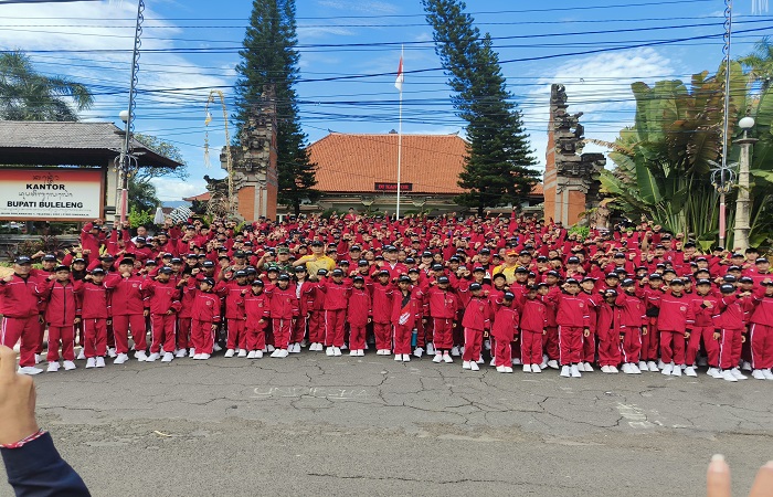 Pelepasan Kontingen Buleleng pada Porjar Bali 2025. Target dan harapannya, merebut juara umum dua.