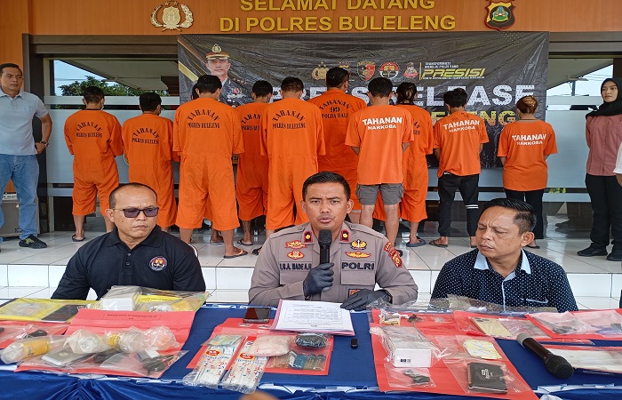 SD yang merupakan kurir sabu asal Kabupaten Badung tertangkap di Buleleng, saat hendak transaksi di Jalan Raya Desa Bondalem-Madenan.