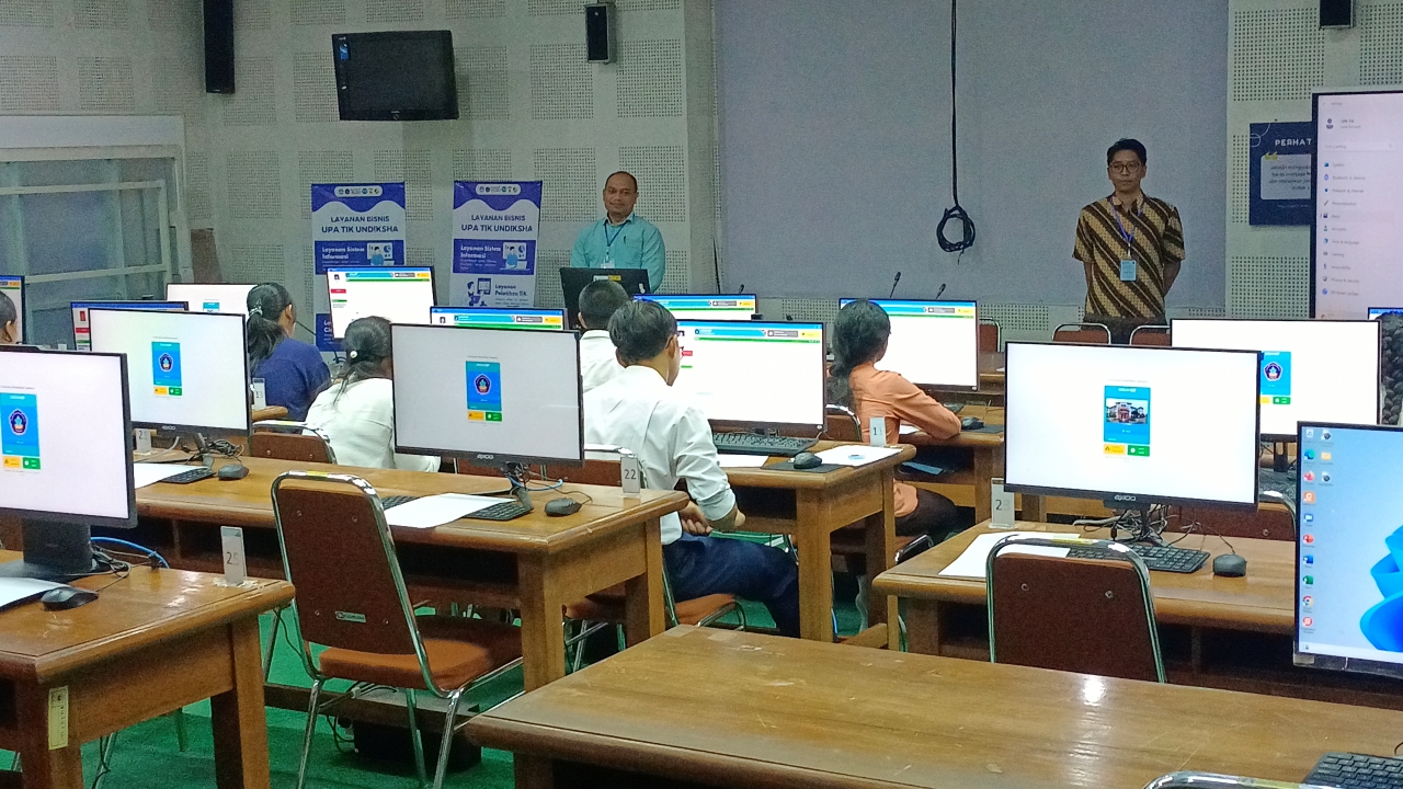 SELEKSI: Para peserta SMBJM UTBK di Undiksha.