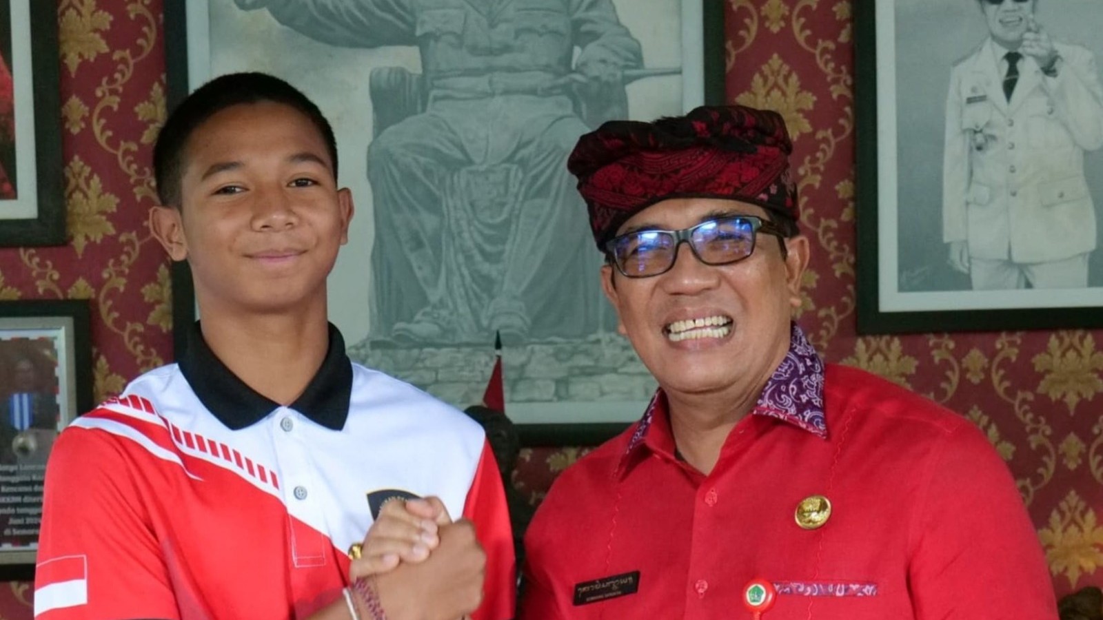MENUJU JAKARTA: Pelajar SMAN 1 Tabanan, I Made Wahyu Chandra Astika (kiri) terpilih sebagai Paskibraka tingkat nasional.