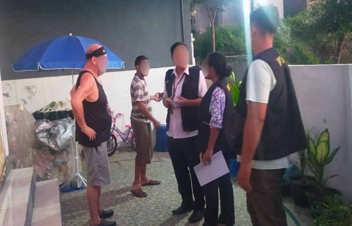 Karena overstay, WNA Jerman dipulangkan ke negara asalnya.