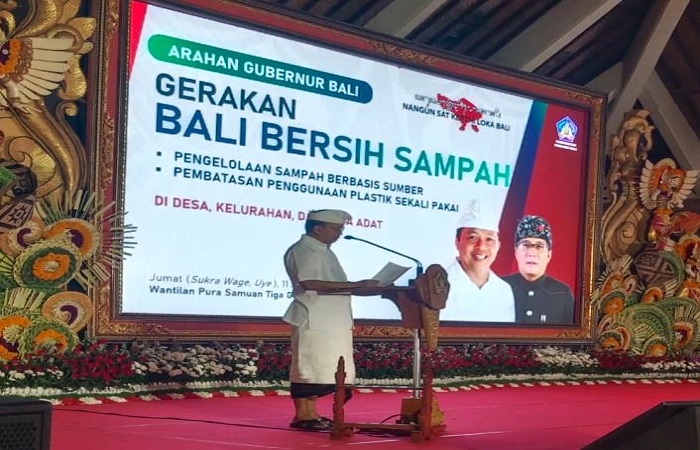 Gubernur Bali Wayan Koster bicara soal penanganan sampah berbasis sumber.