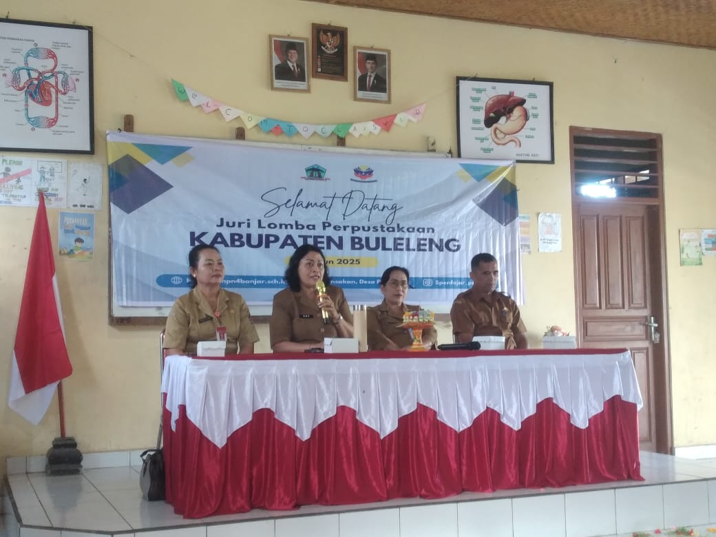 PENILAIAN: Suasana penilaian lomba perpustakaan di Kabupaten Buleleng.