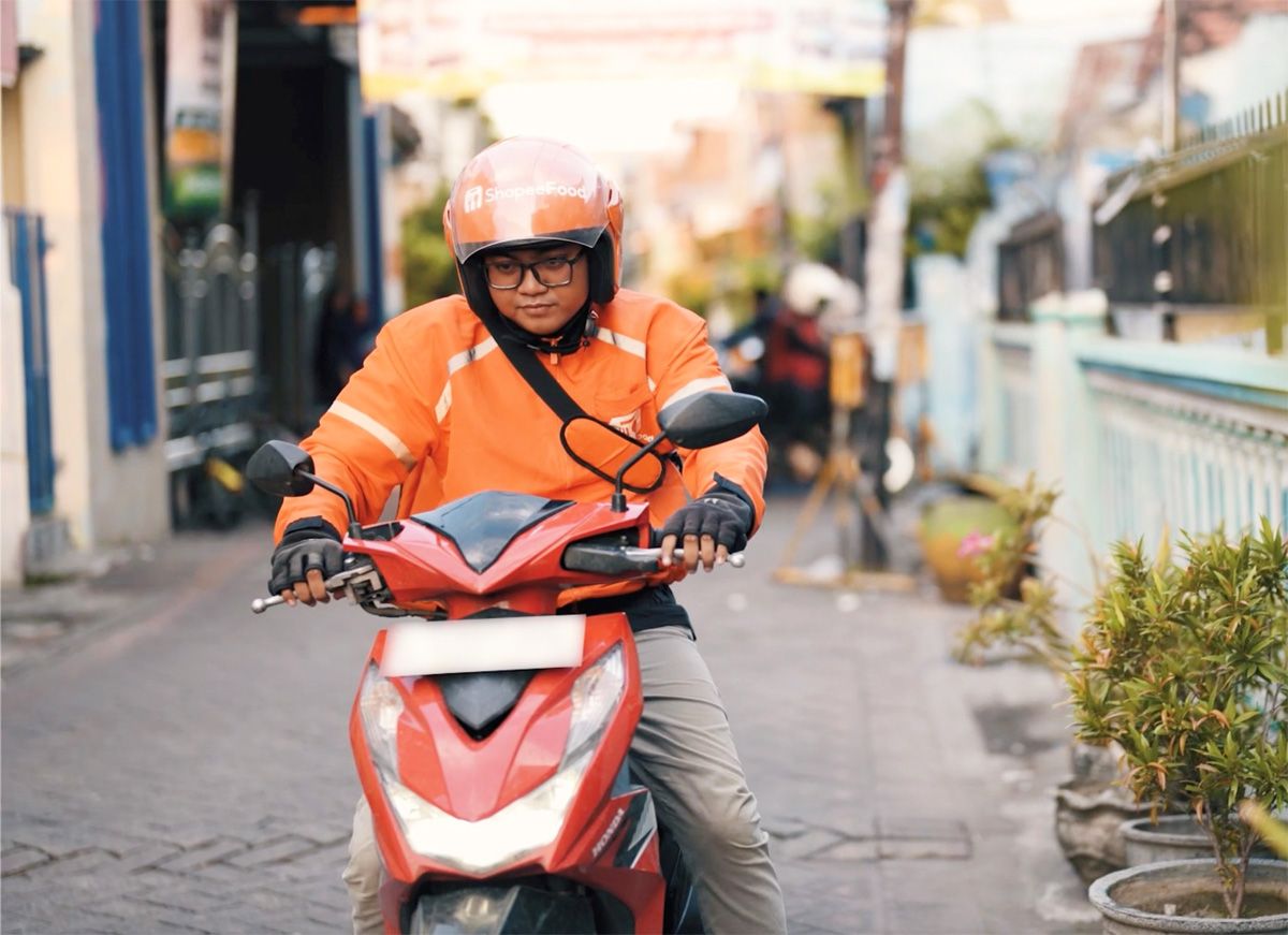 Ilustrasi driver Shopee Food