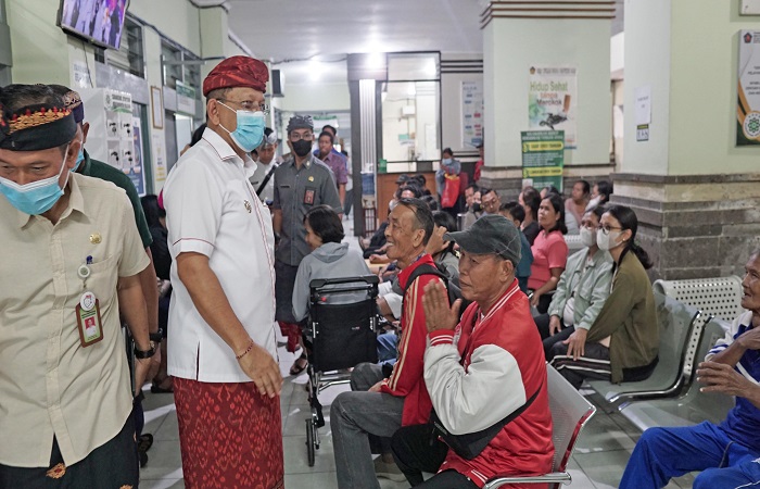 Berkaitan dengan visi-misi, RSUD Buleleng akan ditata ulang, karena dinilai sudah overcrowded.