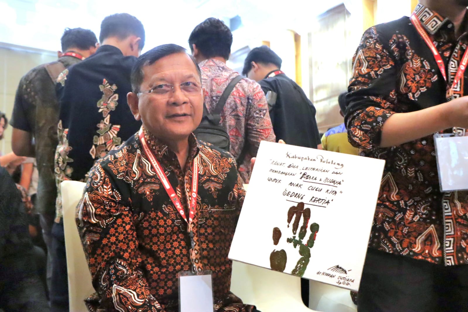TATA HERITAGE: Bupati Buleleng, I Nyoman Sutjidra saat menghadiri Rakernas JKPI.