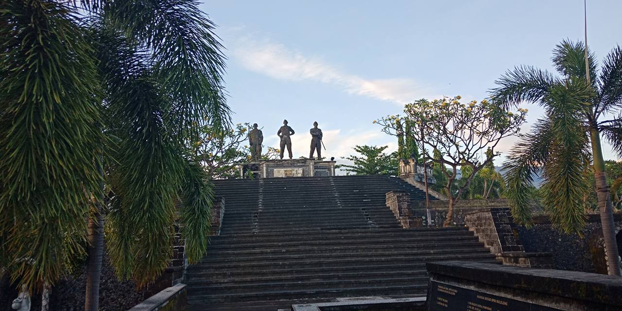 PERLU SENTUHAN: Kondisi di Monumen Perjuangan Tri Yudha Sakti, atau yang sering disebut Tugu Tiga