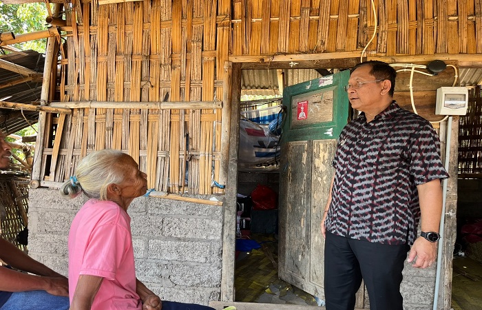 Bupati Buleleng, I Nyoman Sutjidra ajak elemen masyarakat sisihkan rezeki, sebagai aksi nyata bantuan sosial di bulan kemerdekaan.