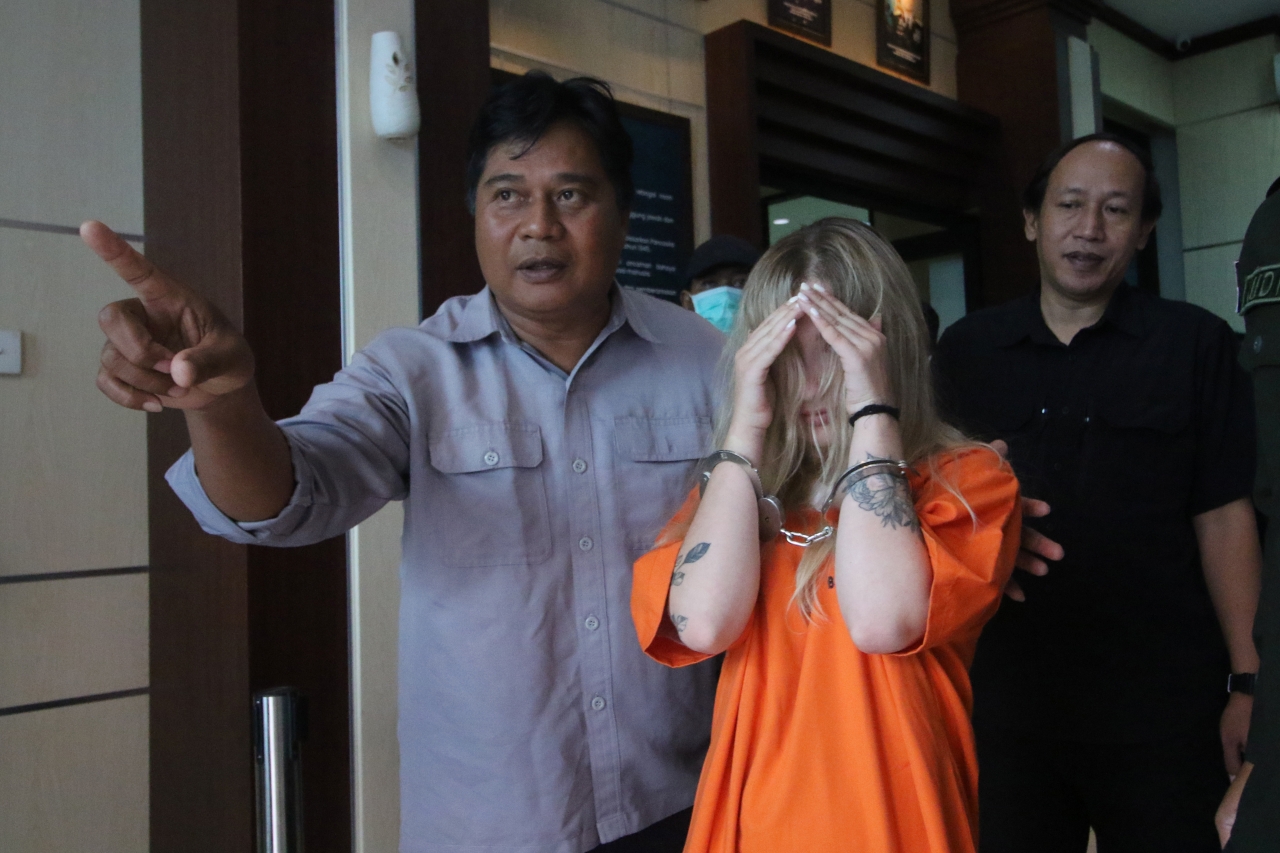SINDIKAT NARKOBA INTERNASIONAL: WNA asal Ukraina berinisial KT yang ditangkap BNN Provinsi Bali. Dia diduga menyelundupkan narkoba jenis baru bernama Blue Safir.