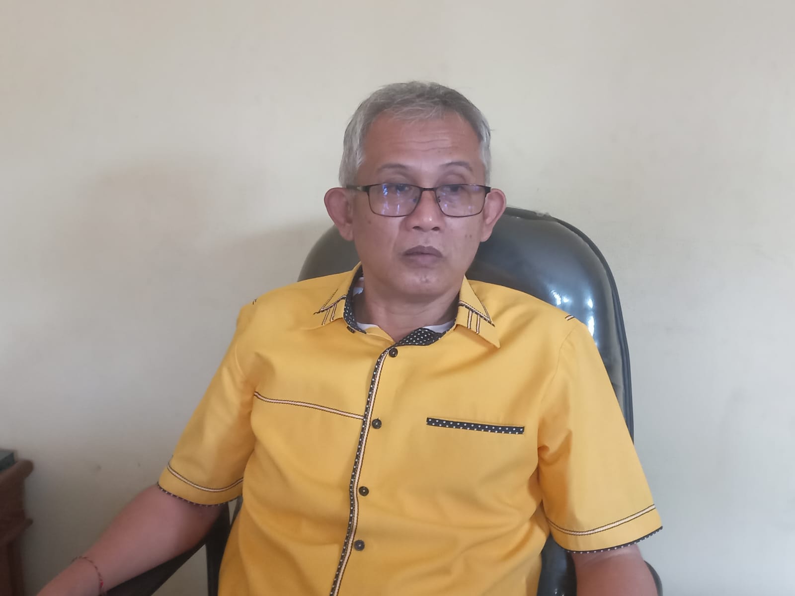 AKLAMASI: Ketua DPD II Golkar Buleleng, IGK Kresna Budi.