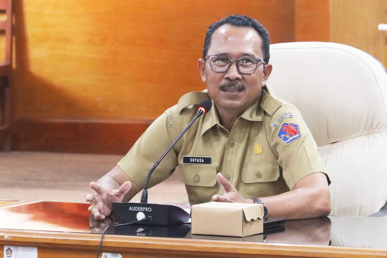 HARUS BIJAK: Sekda Buleleng, Gede Suyasa mengingatkan para ASN bijak menggunakan media sosial.