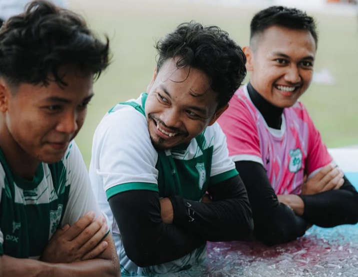 Pemain PSMS Medan saat latihan jelang menjamu Sriwijaya FC di Stadion Utama Sumatera Utara.