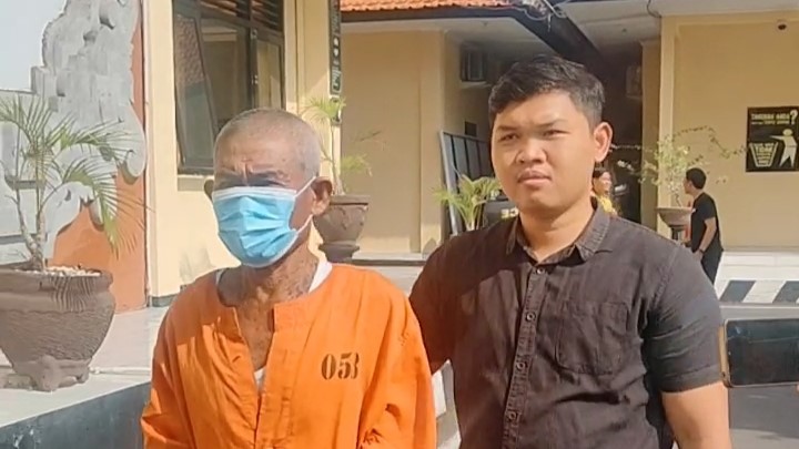 PELAKU KEKERASAN: Polisi menangkap pria berinisial IMS (kiri), pelaku rudapaksa terhadap seorang disabilitas di Kabupaten Buleleng, Bali.