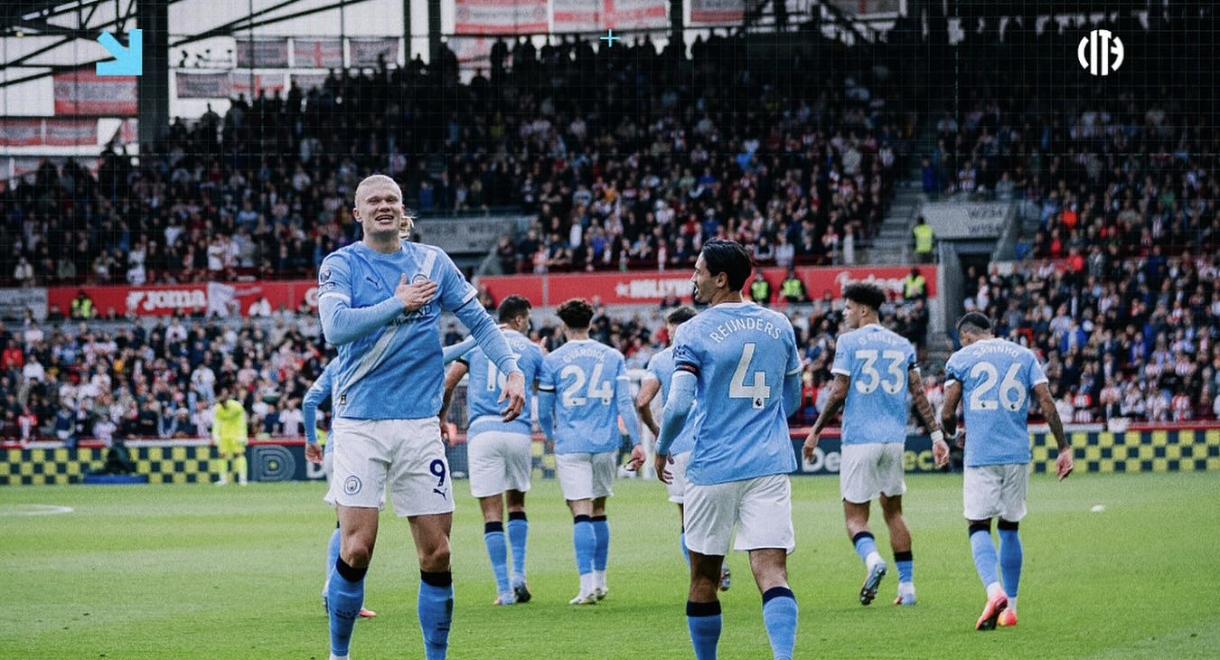 Eling Haaland melakukan selebrasi usai cetak goal ke gawang Brentford pada lanjutan pekan ketujuh Liga Premier Inggris, 05 Oktober 2025.
