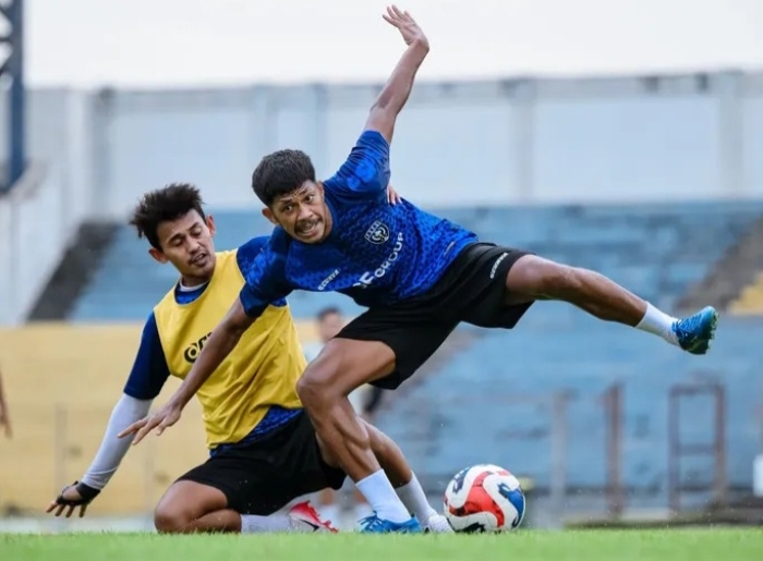 Pemain PSPS Pekanbaru saat latihan jelang menjamu Sriwijaya FC.