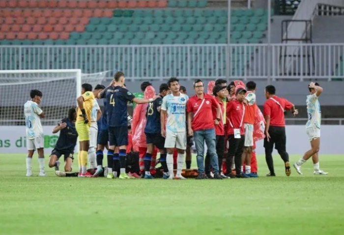 Suasana ketika Pemain Persikad, Bil