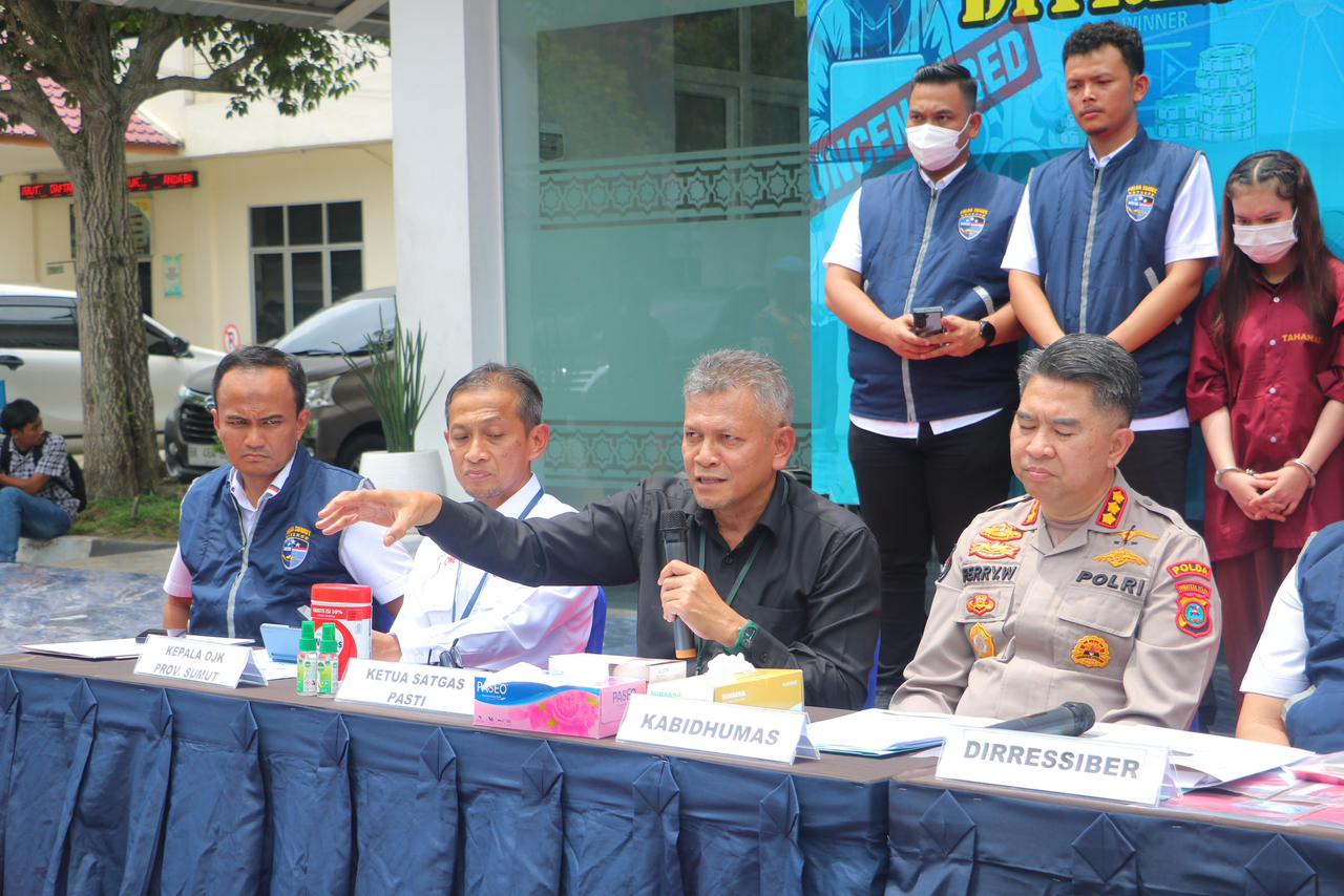 SINDIKAT PENIPUAN: Satgas PASTI OJK dan Polda Sumatera Utara membongkar sindikat penipuan di Medan, Sumatera Utara.