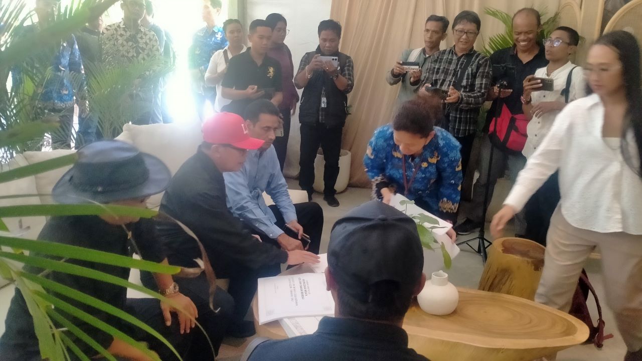 SIDAK: Pansus TRAP DPRD Bali saat melakukan sidak ke Nuanu City.