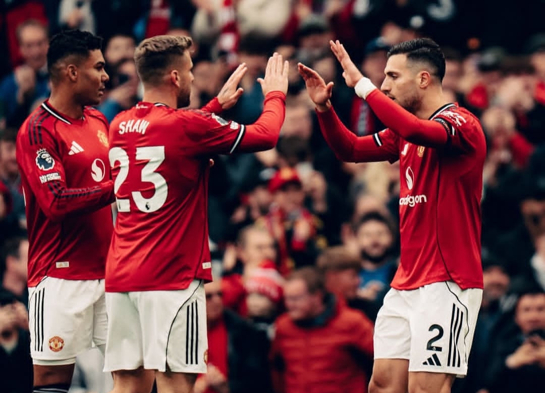 Manchester united akan menghadapi Liverpool pada Minggu malam, 19 Oktober 2025 dalam lanjutan premier league 2025.