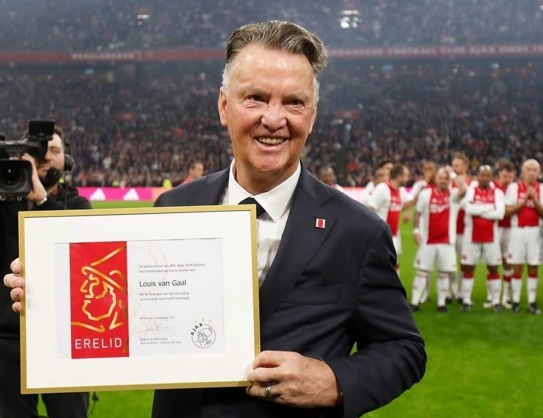 Pelatih asal Belanda, Louis Van Gaal di rumorkan akan menangani Timnas Indonesia.