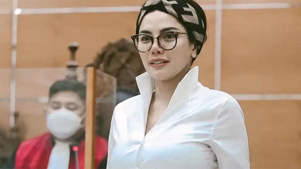 Nikita Mirzani di Vonis 4 tahun penjara.