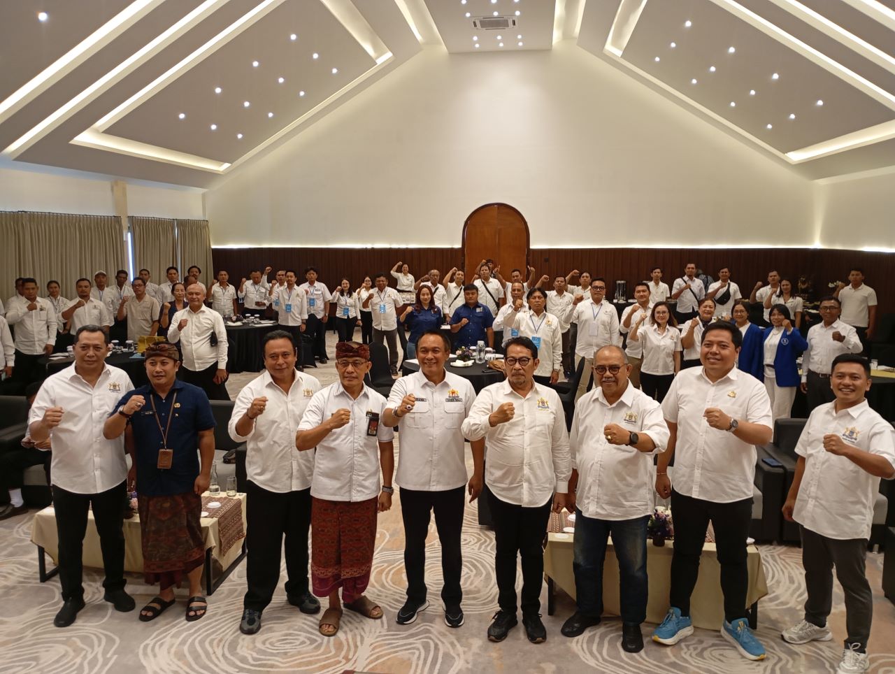 MAJUKAN EKONOMI DAERAH: Pelaksanaan Musyawarah Kabupaten (Mukab) Kadin Buleleng di Lovina Heaven Boutique Hotel.