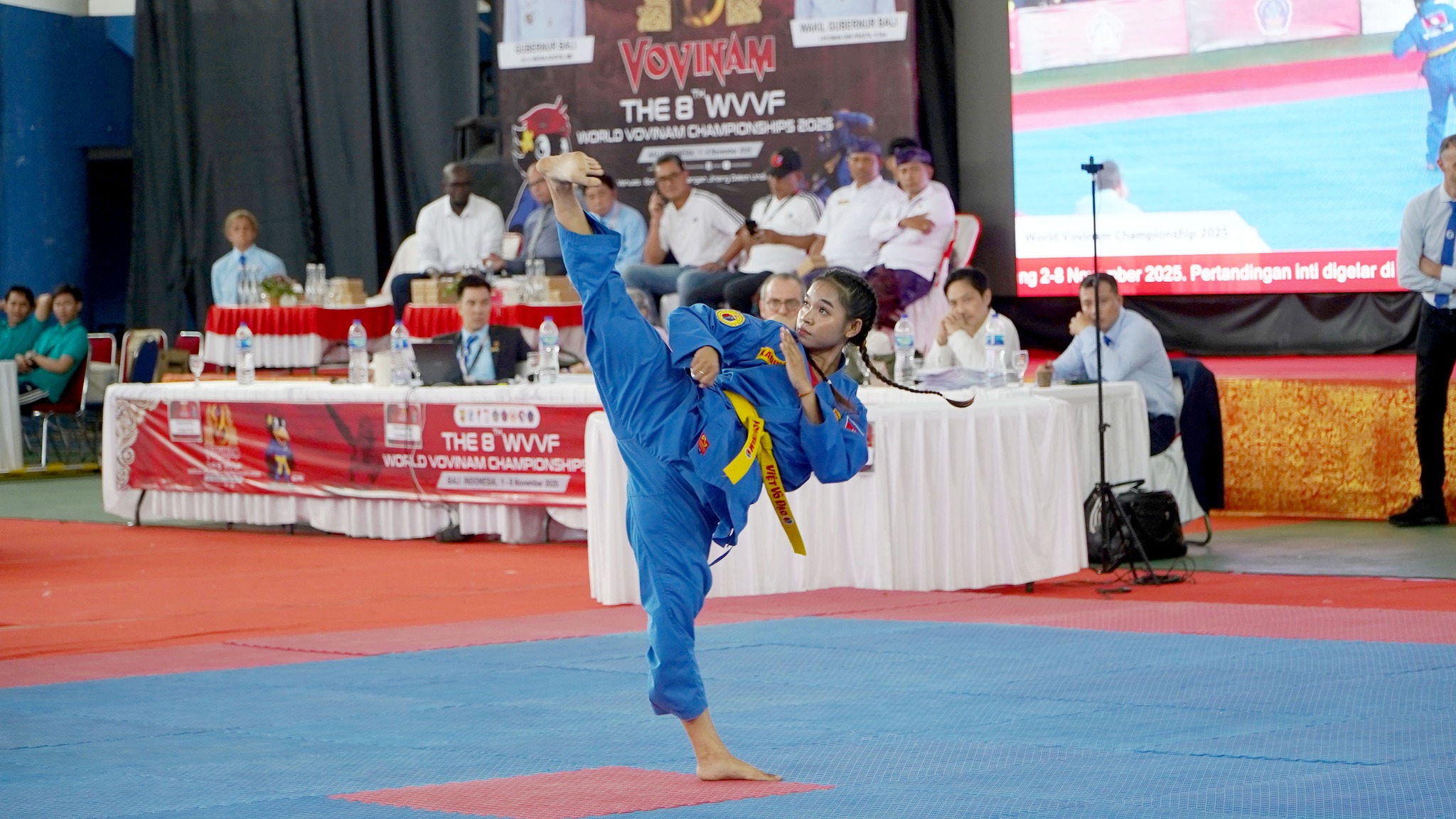 VOVINAM: Penampilan salah satu atlet dalam Kejuaraan Dunia Vovinam di Kabupaten Buleleng, Bali.