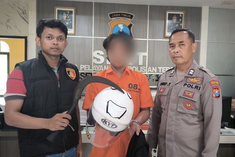Tukang parkir yang menganiaya pria di hotel Surabaya.