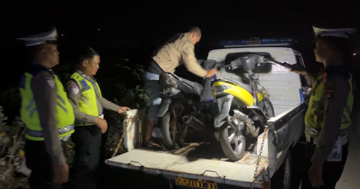BALAP LIAR: Aparat kepolisian Polres Klungkung menyita sejumlah sepeda motor yang digunakan balap liar.